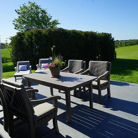 In Grossmorsum Mit Terrasse Und Grill * 모르섬